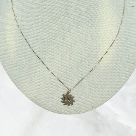 Sterling Silver 'LIVE' Charm and Box Chain - Picture 1 of 8